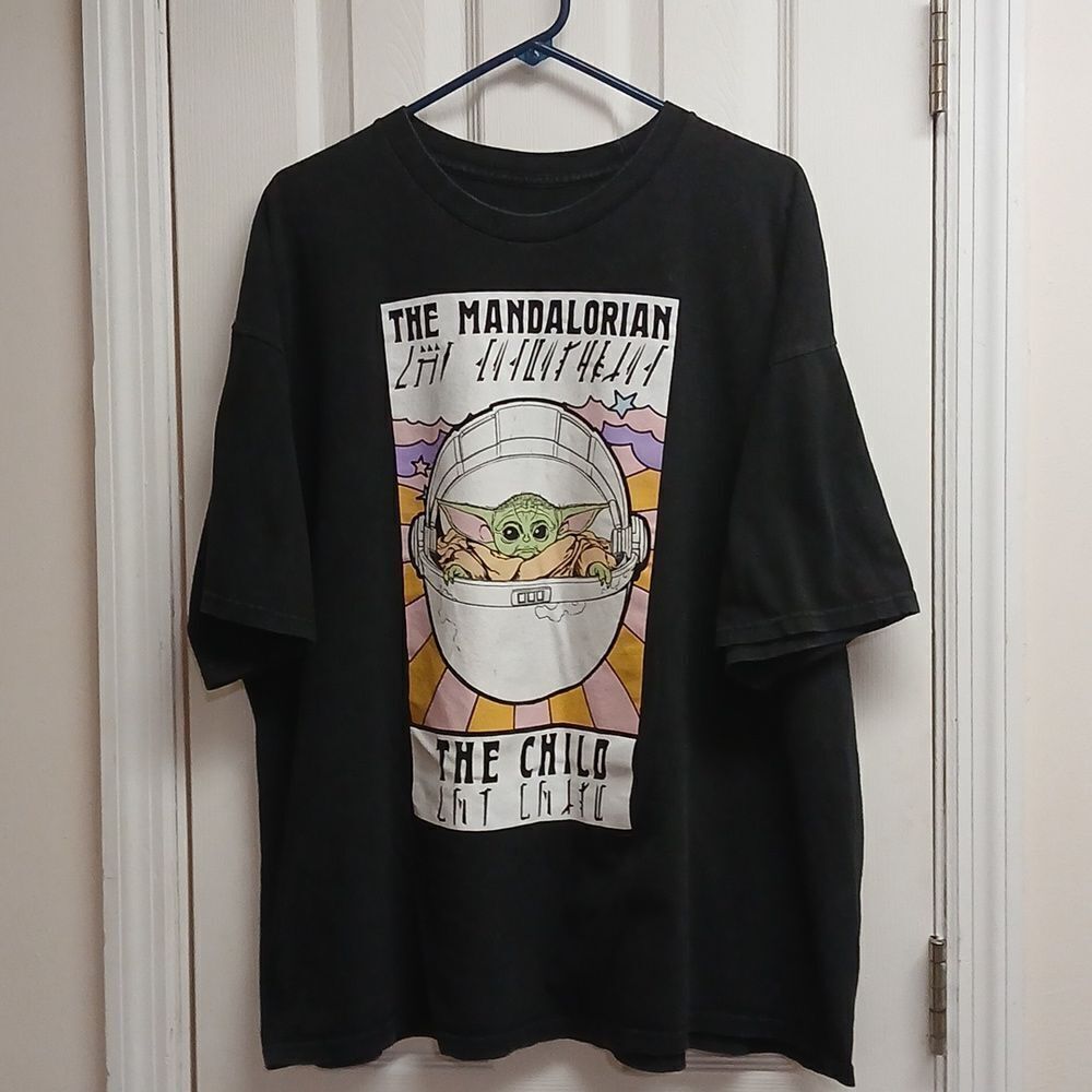 🩷STAR WARS "THE MANDALORIAN", THE CHILD Men's Black Short Sleeved Tshirt - Picture 4 of 5